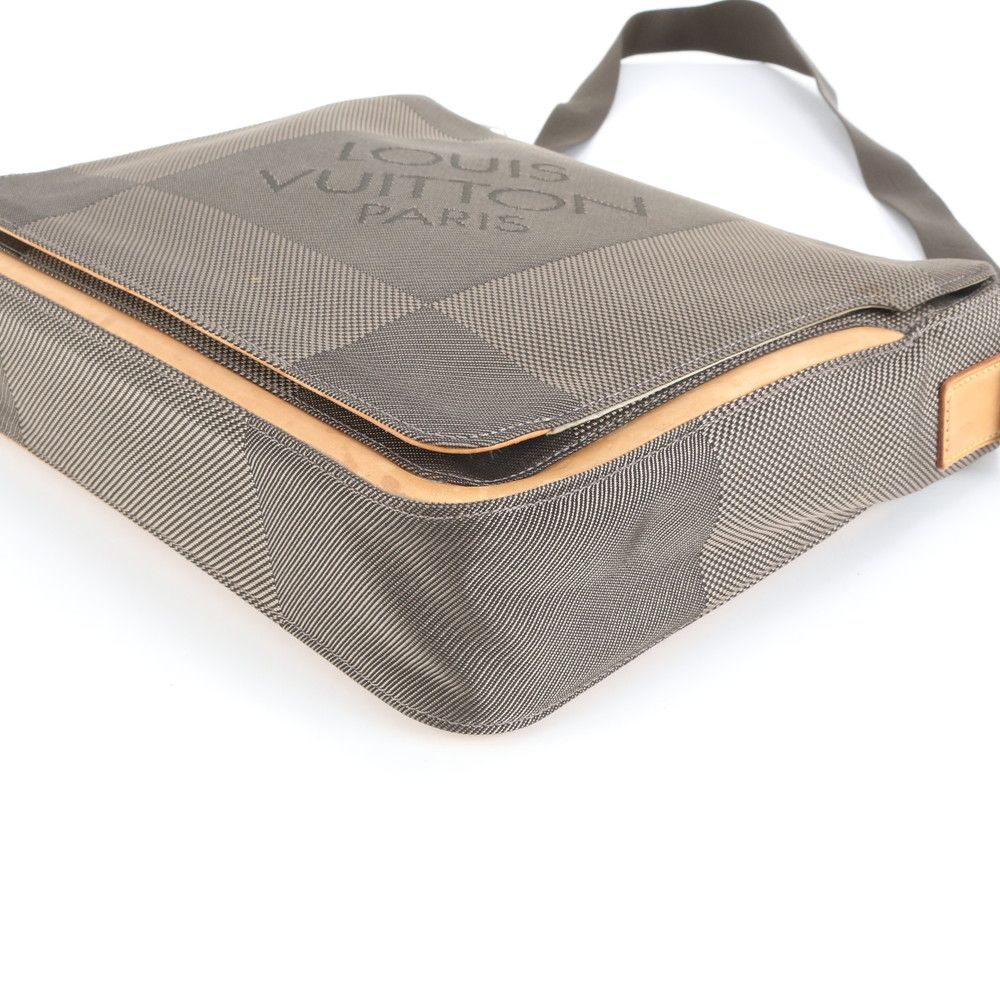 極美品 ルイヴィトン ダミエ ジェアン メサジェ M93030 レザー