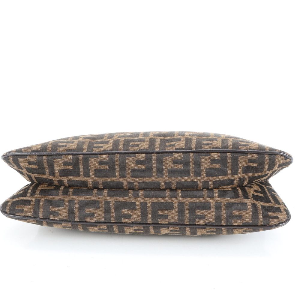 極美品 フェンディ ズッカ マンマ バゲット 26796 レザー ショルダー