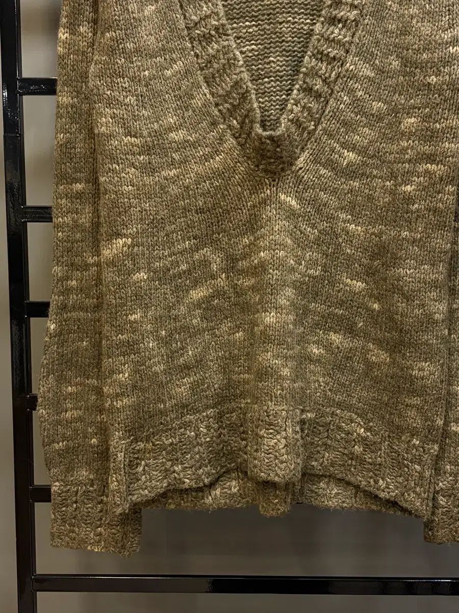 マッカートニー Vネック