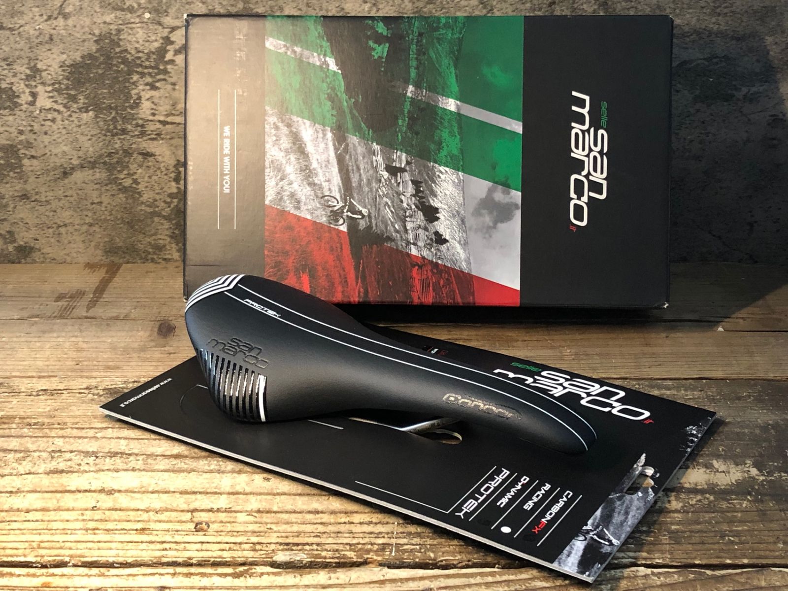 JR 314 サンマルコ san marco CONCOR RACiNG PROTEK サドル 白黒 NARROW XSiLiTE レール