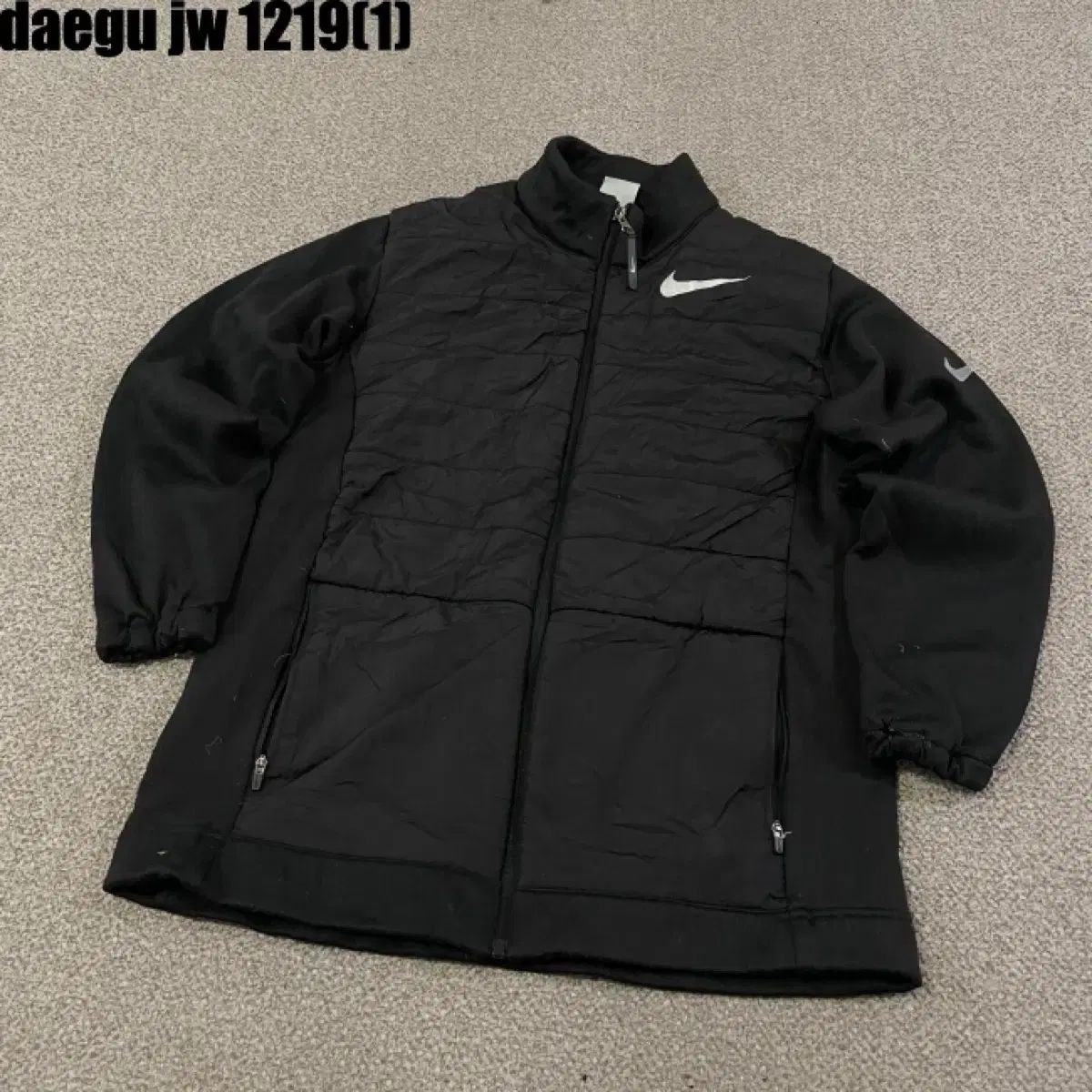 ナイキ 防風 ジップアップ ジャケット S