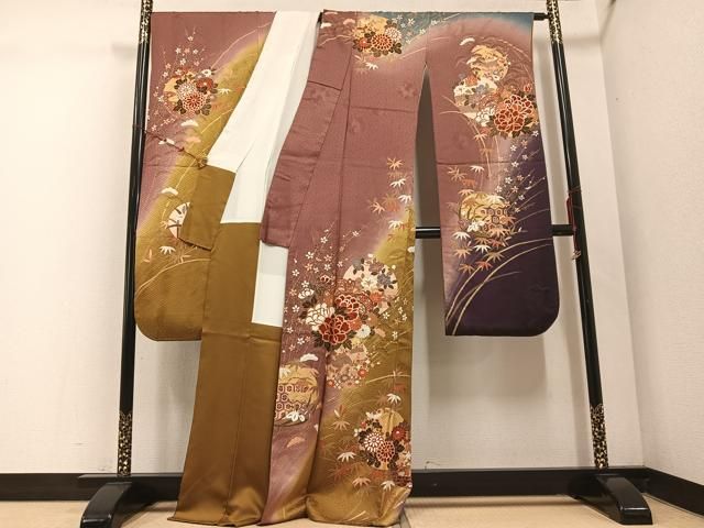 平和屋着物 豪華振袖 駒刺繍 草花文 暈し染め 金彩 正絹 ph