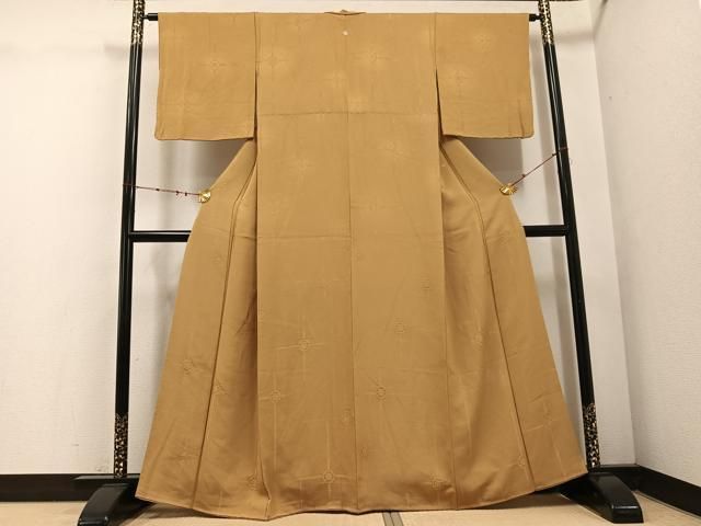 平和屋着物 上質な色無地 花地紋 榛色 正絹 ph