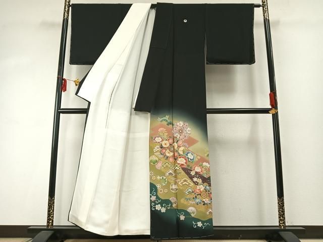 平和屋着物 十日町友禅作家 あらい義風 黒留袖 駒刺繍 草花文 暈し染め 金彩 正絹 fy