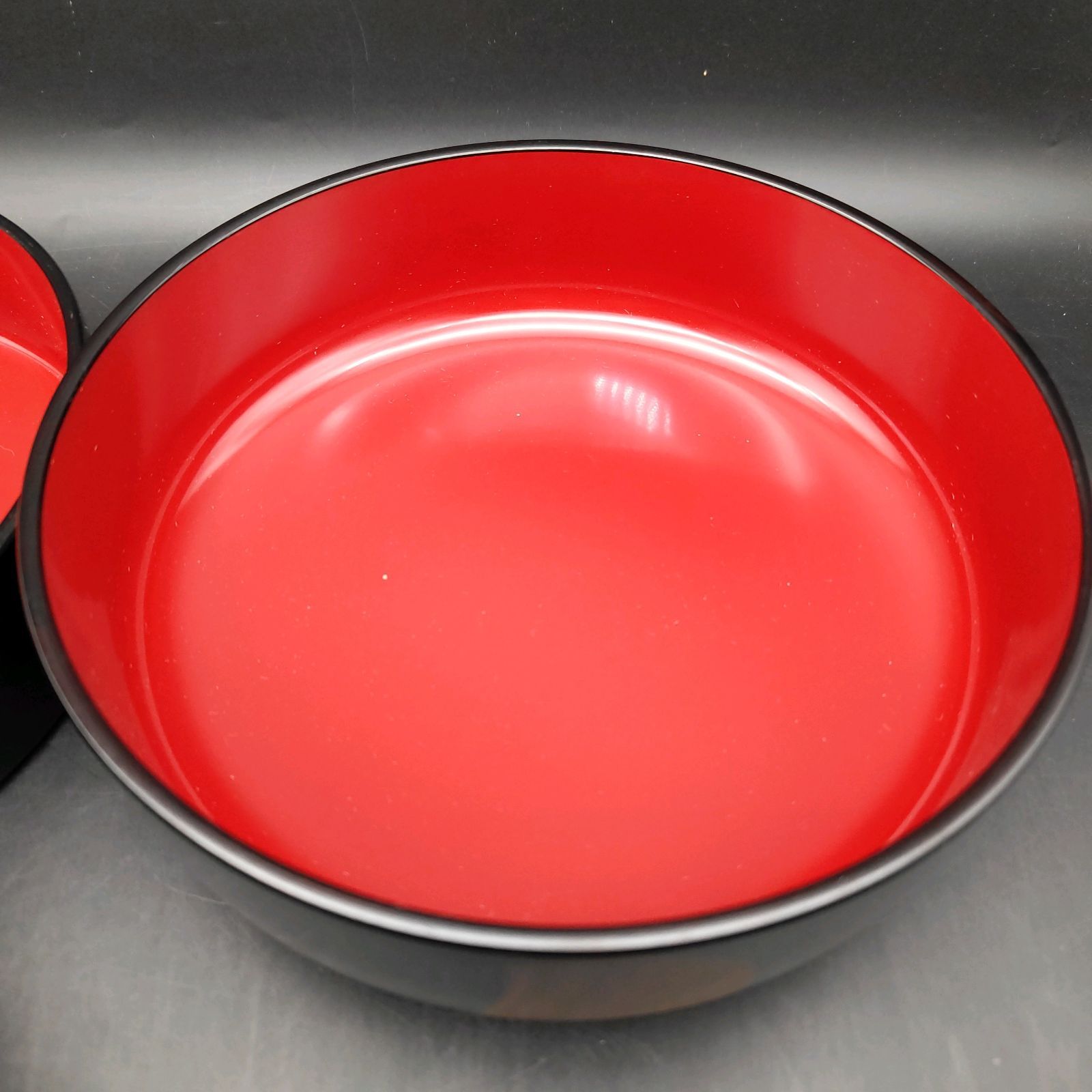 【値下げ‼️】会津塗　お盆　鶴　結び　新品未使用品　ハレの日　ぬりもの 会津塗 沈金 鶴 2段 丸重 重箱 会津漆器 扱いやすい ウレタン漆器 正月