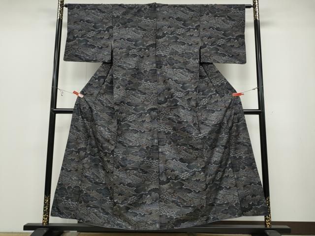 平和屋着物 本場大島紬 9マルキ 人物立波草木文 正絹 ut