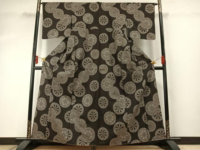 平和屋着物 本場大島紬 割り込み絣 源氏車文 正絹 fy