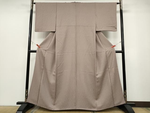 平和屋着物 上質な色無地 草木南天染 舞花地紋 薄柿色 正絹 ut