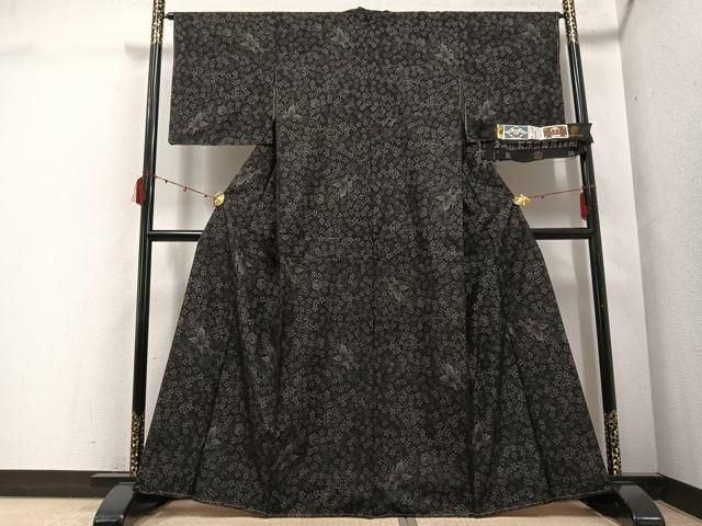 平和屋着物 本場大島紬 古代染色純泥染 カタス7マルキ 草花文 浜田絹織物謹製 証紙付き 正絹 ph