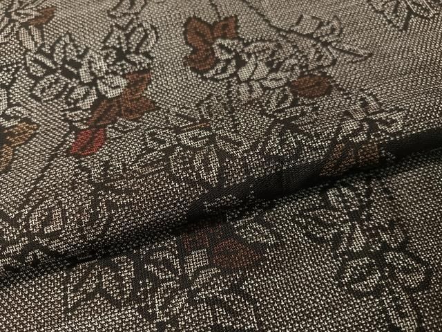 平和屋着物○本場大島紬 9マルキ 霞枝花文 正絹 逸品 CABB4897vp