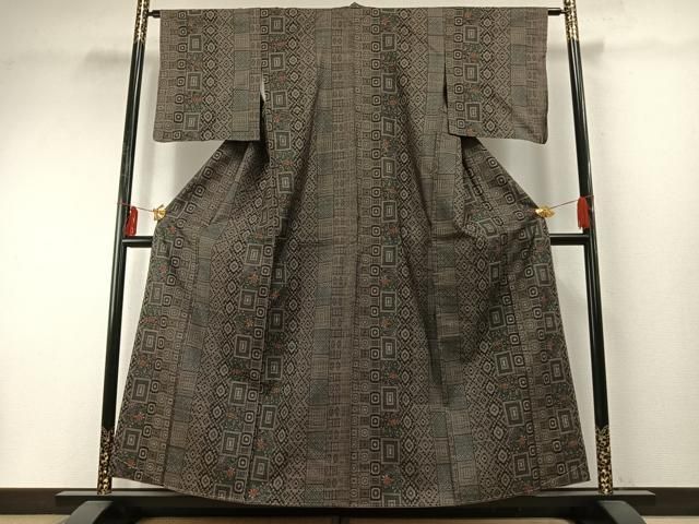 平和屋着物 本場大島紬 カタス7マルキ 色紙花間道 まるやま扱い 正絹 fy