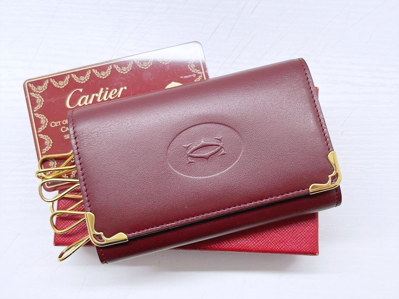 ほぼ未使用 Cartier カルティエ マストライン Wホック財布 ボルドー 楽天市場】【新品未使用品】【財布】Cartier カルティエ マストライン