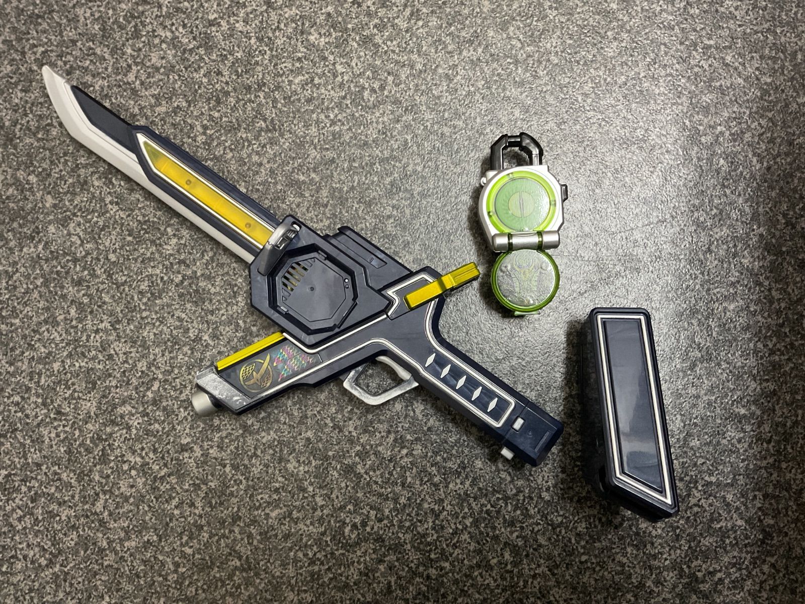  仮面ライダー鎧武 戦 ドライバー-オレンジロックシード-バナナロックシード-メロンロックシード-鎧武フェイスプレート -龍玄フェイスプレート-無双セイバー-大橙丸 だいだいまる 仮面ライダー キャラクター玩具