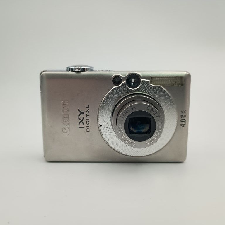 カメラ Canon IXY DIGITAL 50 シルバー コンパクトデジタルカメラ 〇