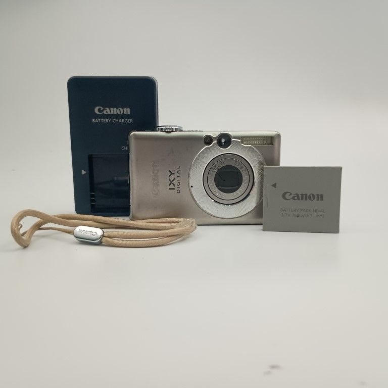 カメラ Canon IXY DIGITAL 50 シルバー コンパクトデジタルカメラ 〇