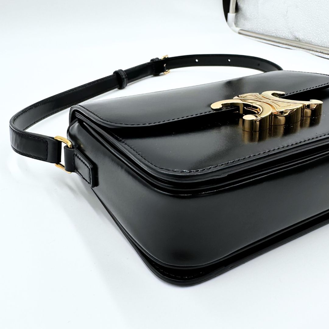 美品】Celine ティーン トリオンフ シャイニーカーフスキン - メルカリ