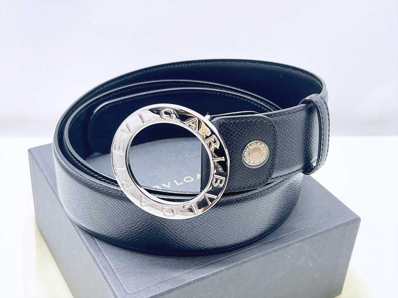 未使用保管 美品 BVLGARI ブルガリ マン ラウンドバックル グレイン