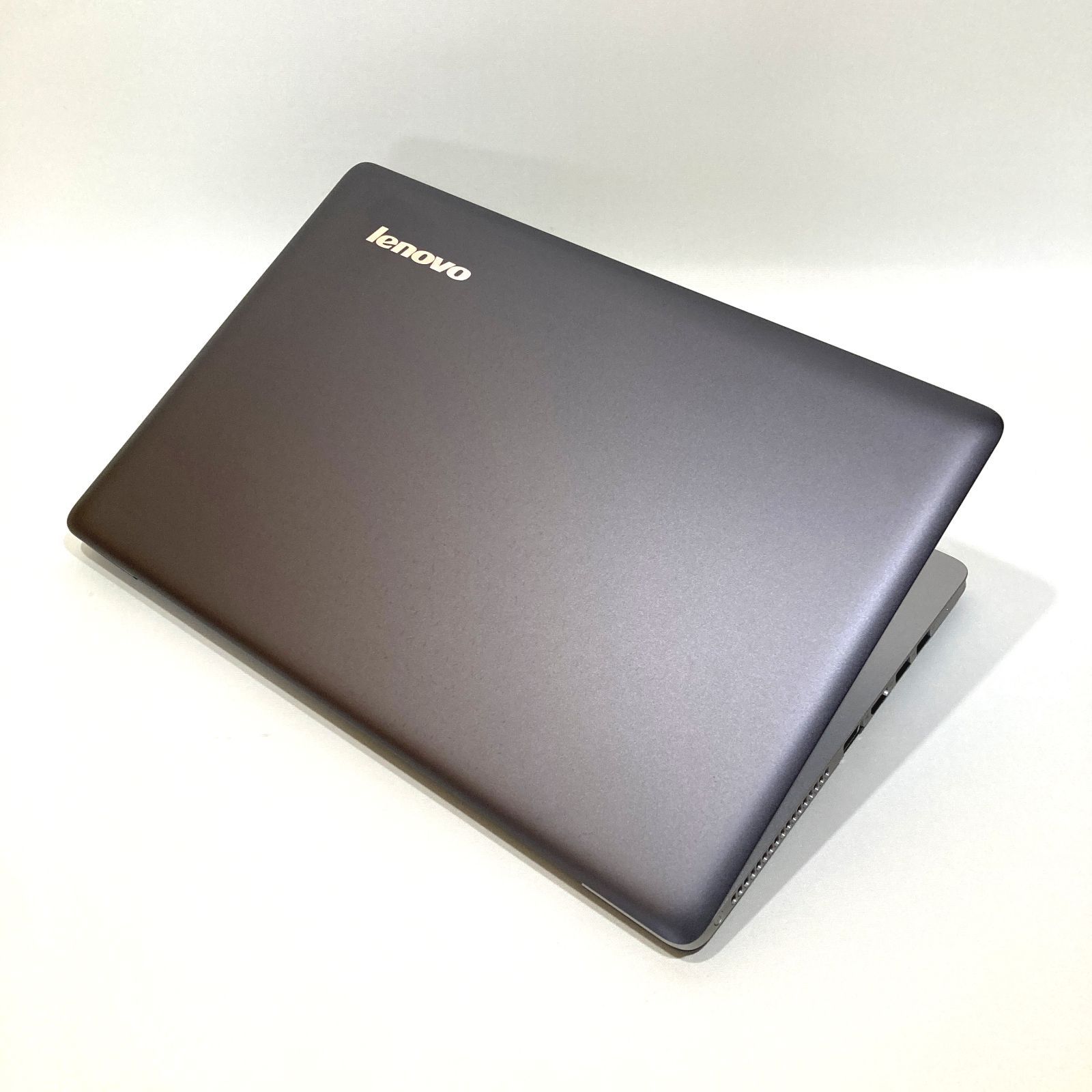 初心者✨快速・カメラ付・スリムシルバーすぐ使えるノートパソコンD431