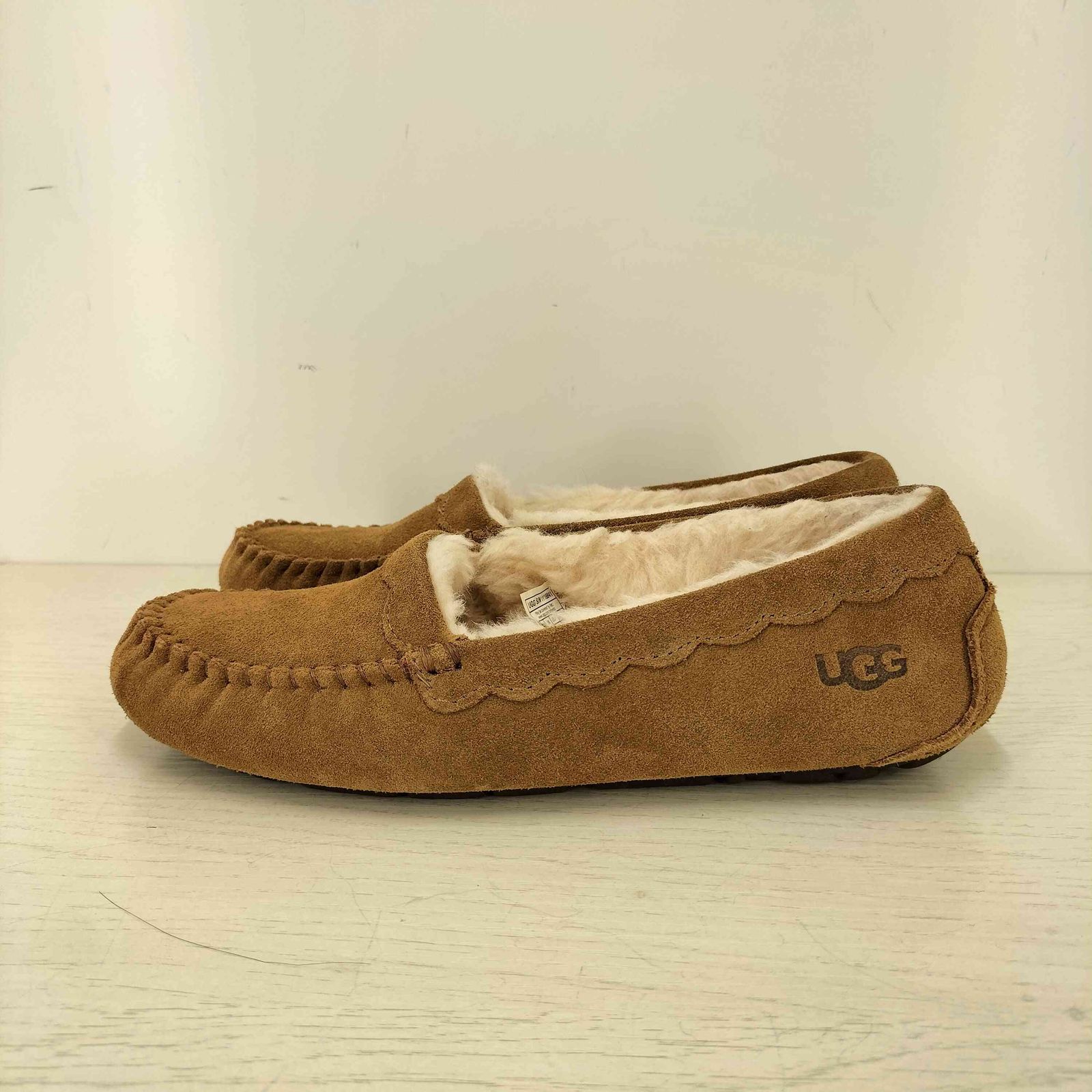 アグ UGG Scalloped Moc スカラップドモック レディース JPN：23