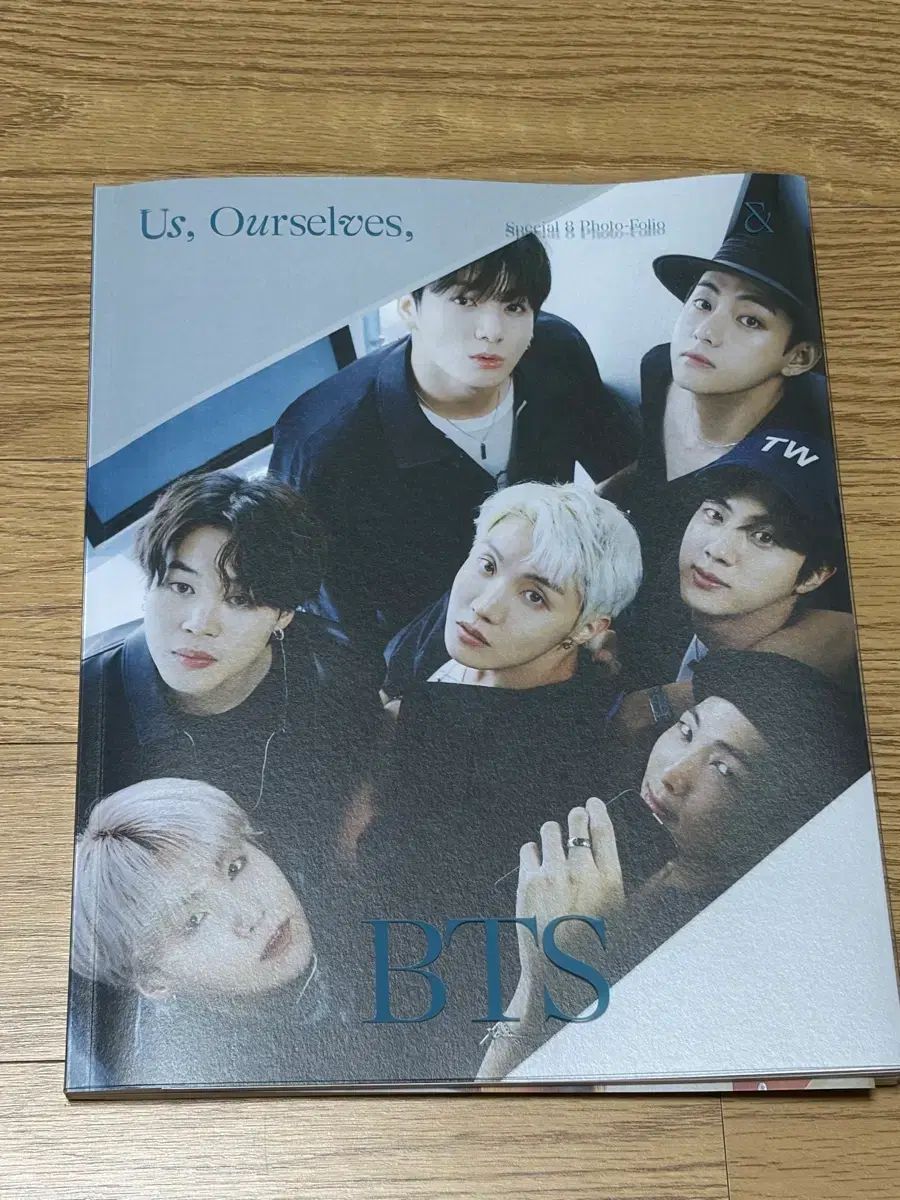BTS 防弾 フォトブック special 8 Photo-Folio - メルカリ
