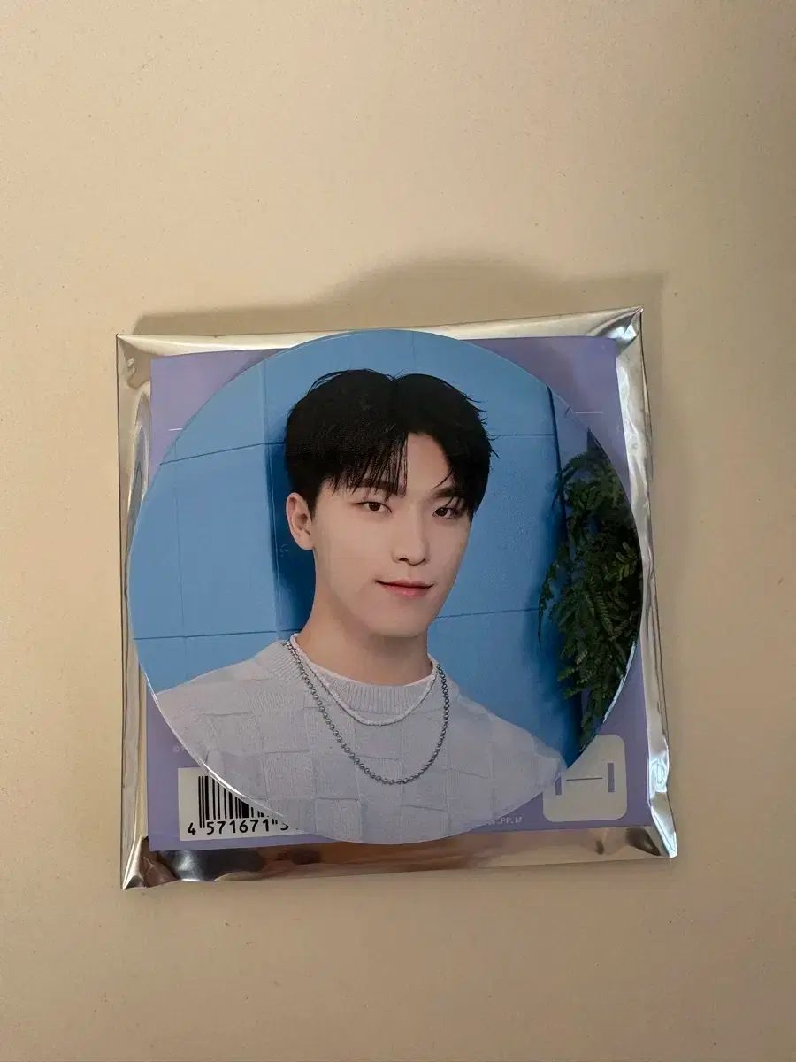 SEVENTEEN 2024 HOME 缶バッジ ディノ SEVENTEEN 缶バッジ 0 ミンハオ