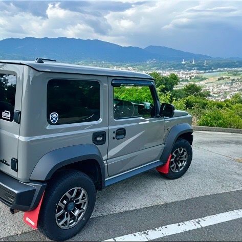 ジムニー 給油口カバー jb64 穴あけ不要！ フューエルリッドデカール