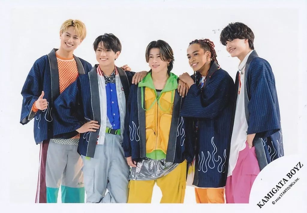 中古】生写真(STARTO) KAMIGATA BOYZ/集合(5人)/横型・膝上/「KAMIGATA