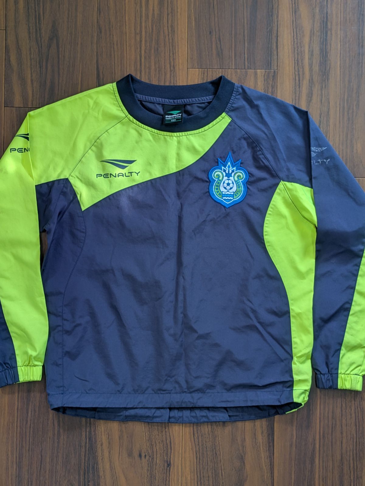 2021 湘南ベルマーレ　選手実使用　ペナルティオフィシャル移動ウェア上下セット I BELIEVE 必ず乗り越え、次のステージへ。（湘南ベルマーレ 2022/01