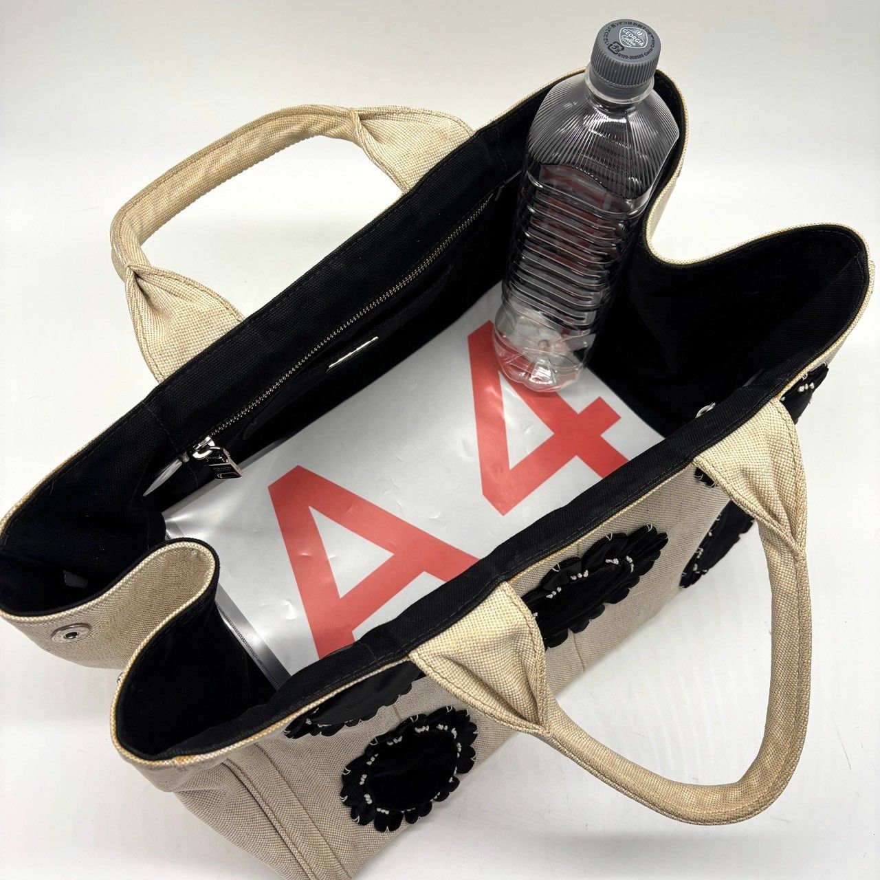 静かに咲く、大人の可愛さ】 PRADA プラダ カナパ ミストリノ トート