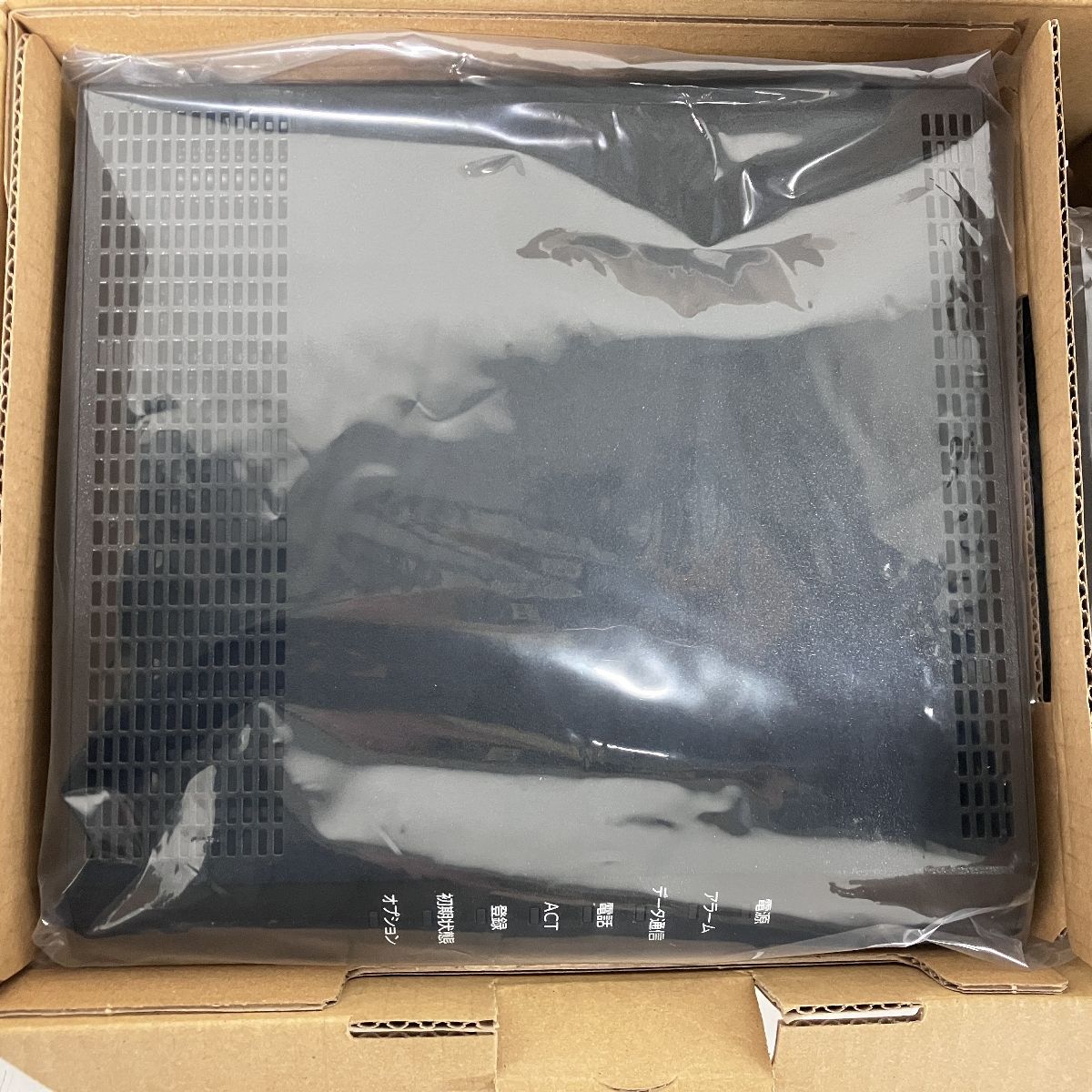 2025年製　 XG-100NE 無線LANルーター 　Used　美品 NTT XGー100NE Wi-Fi ルーター 2025年製 フレッツ 光 クロス 対応