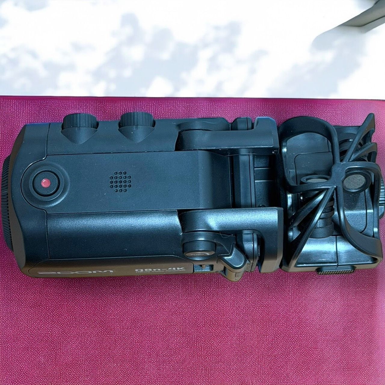  ZOOM ズーム Q 8 n 4 K ブラック 黒 ハンディビデオレコーダー K画質 24 bit 96 kHz動画撮影 WEBカメラモード HDR撮影 ビデオカメラ本体 ビデオカメラ