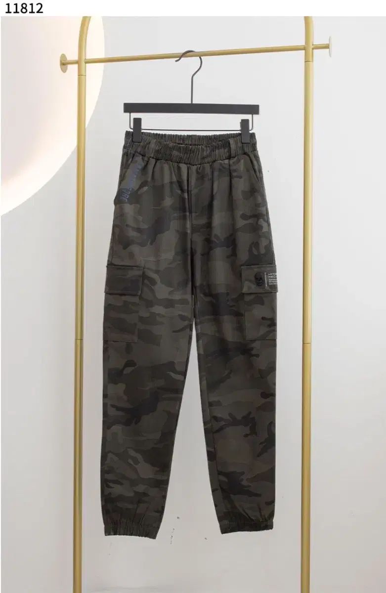 AMAZINGCRE メンズ カモ ジョガー パンツ