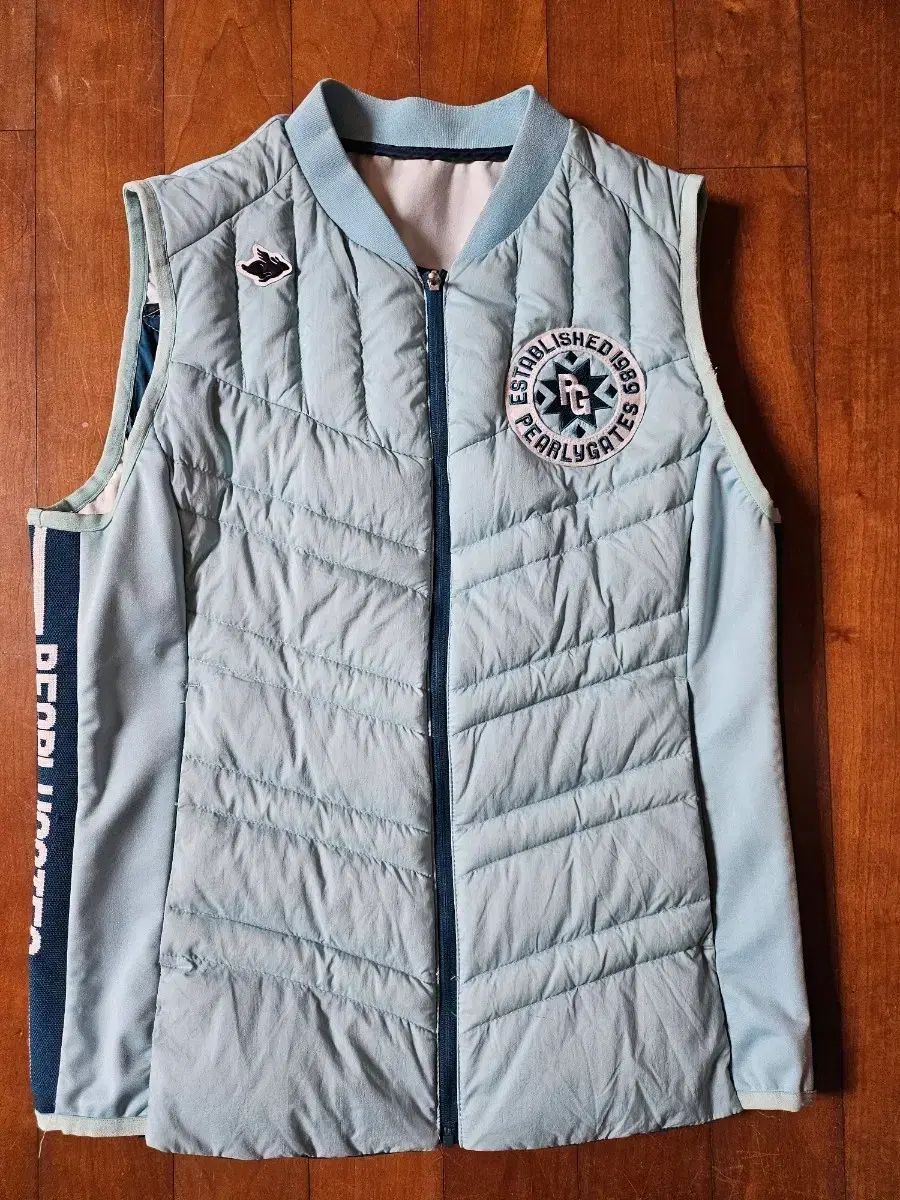 パーリーゲイツ グースダウンベスト1