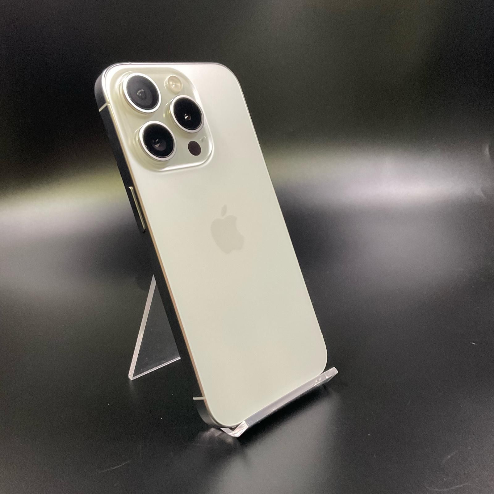 iPhone 15 Pro 256GB ホワイトチタニウム SIMフリー 動作確認済 84