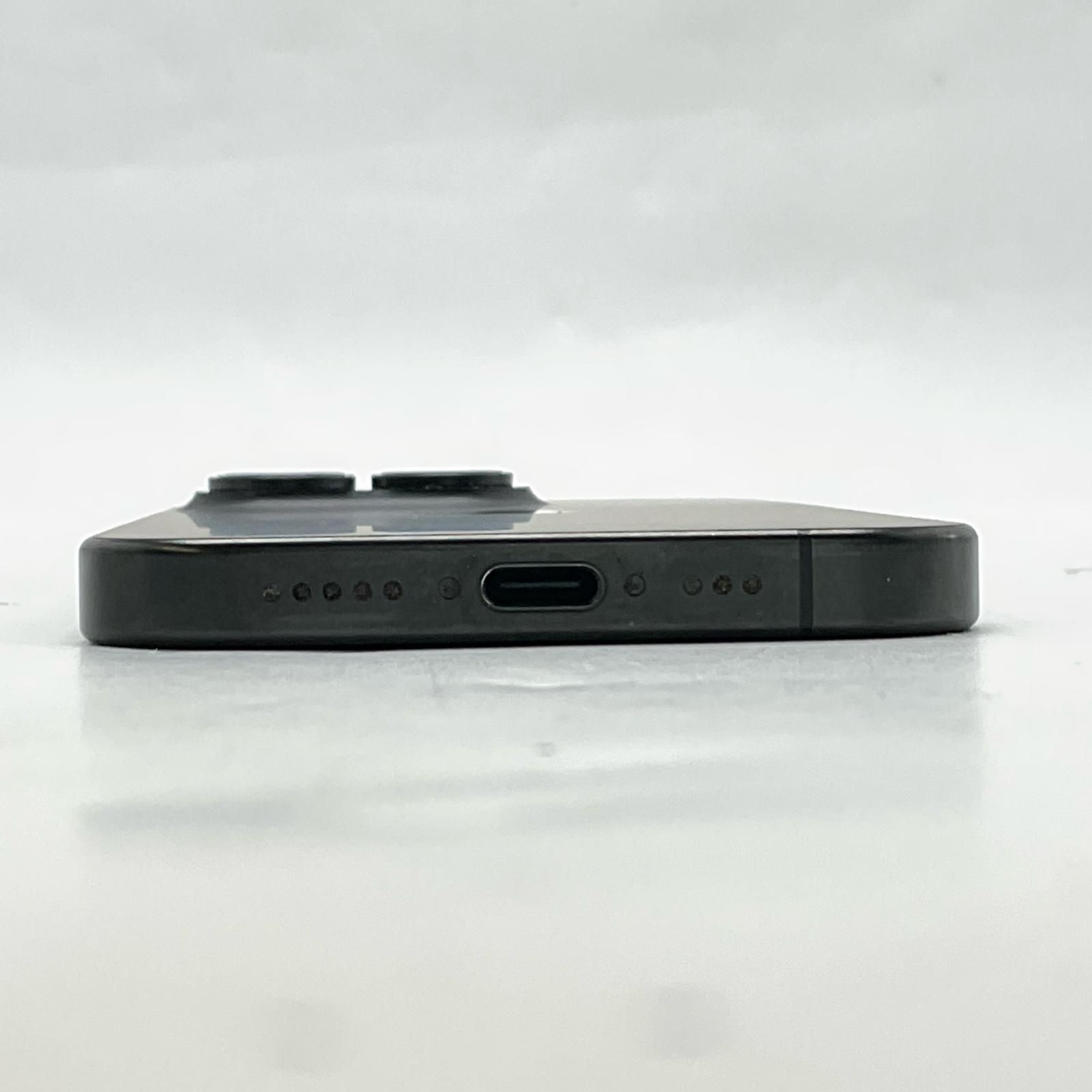 iPhone 15 Pro 256GB ブラックチタニウム Softbank 動作確認済 86