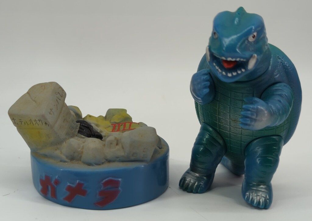 トイグラフ ミドルサイズシリーズ 大怪獣ガメラ 台付