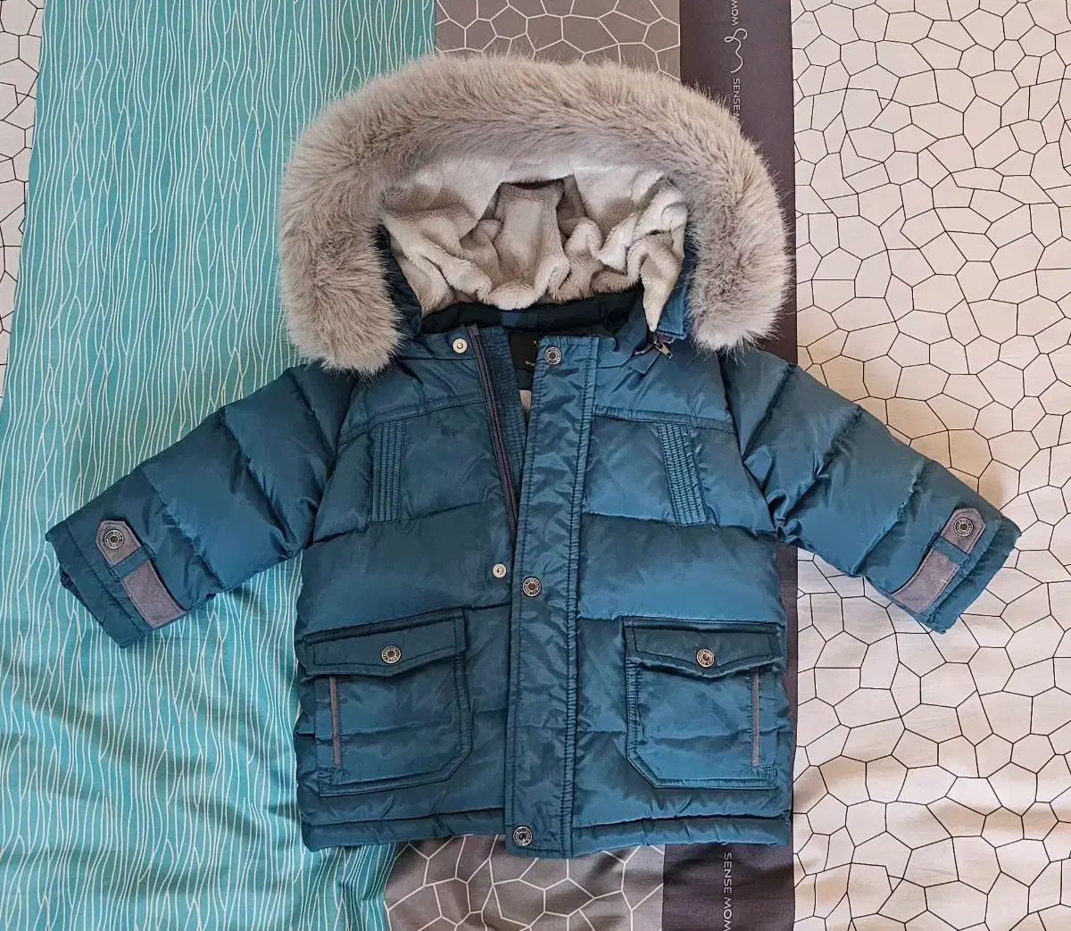 パコラバン ベイビー ダウンジャケット - 男の子用