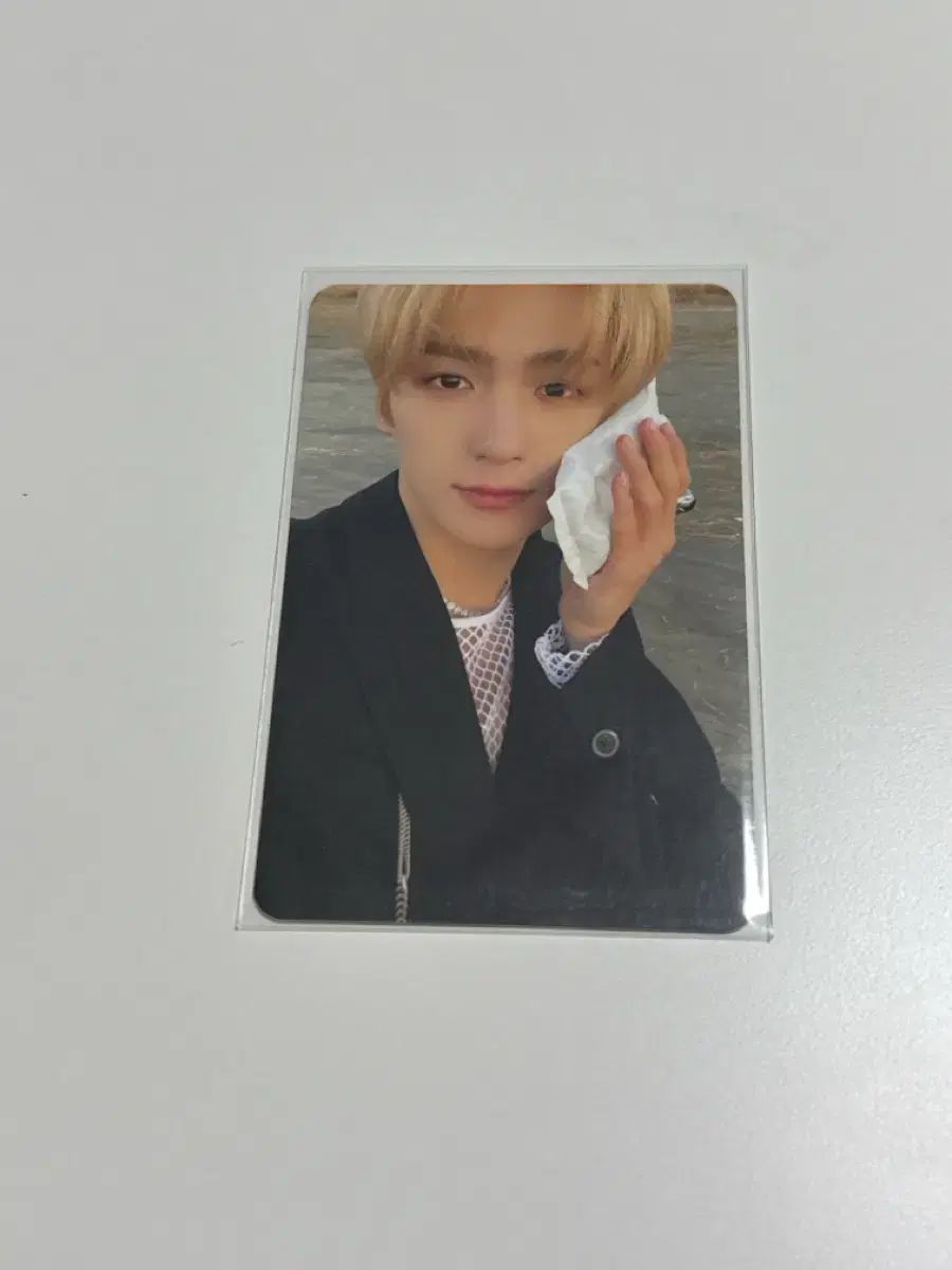 the boyz ヒョンジェ トレカ ポラロイド THE BOYZ (ザ・ボーイズ・ドボイズ) ヒョンジェ (HYUNJAE) トレカ