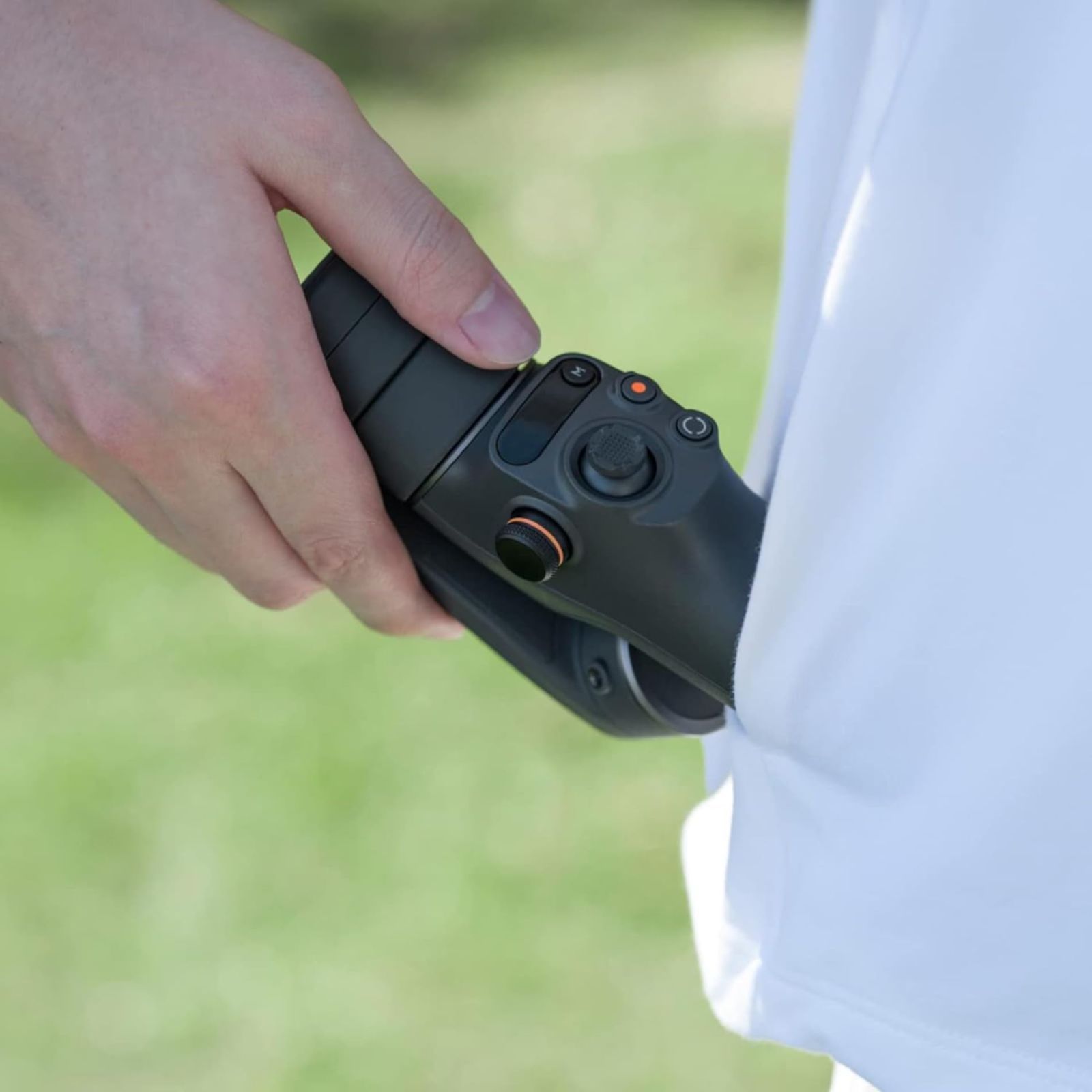 商品 DJI ジンバル Osmo Mobile 6 スレートグレー 機能アップグレード 3軸スマホジンバル トラッキング機能 Watchで遠隔操作 内蔵延長ロッド 携帯性＆折りたたみ設計 Android＆iPhone用ジンバル Vlogスタビ