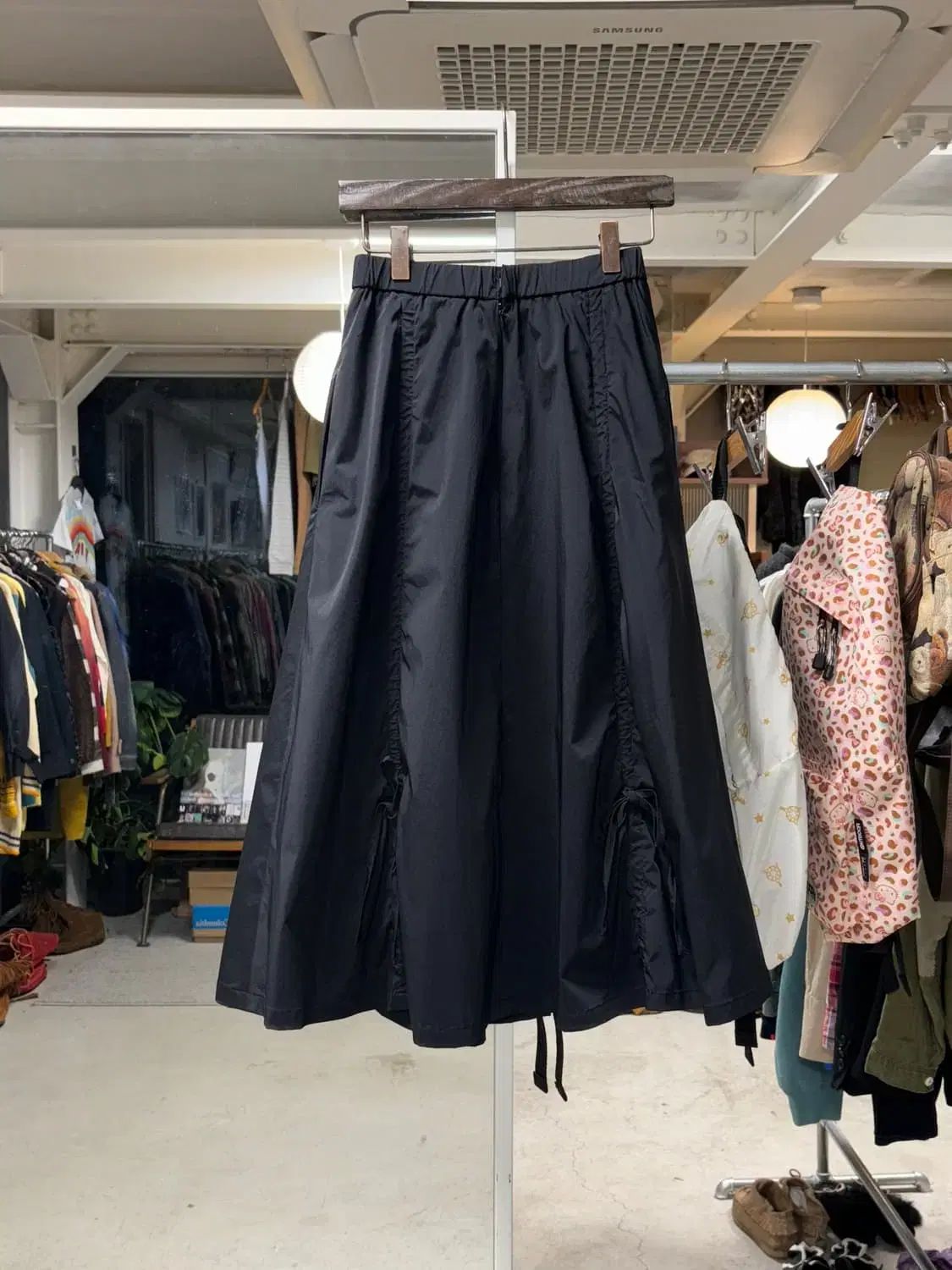 Grand succes シャーリング ナイロン ロング丈スカート