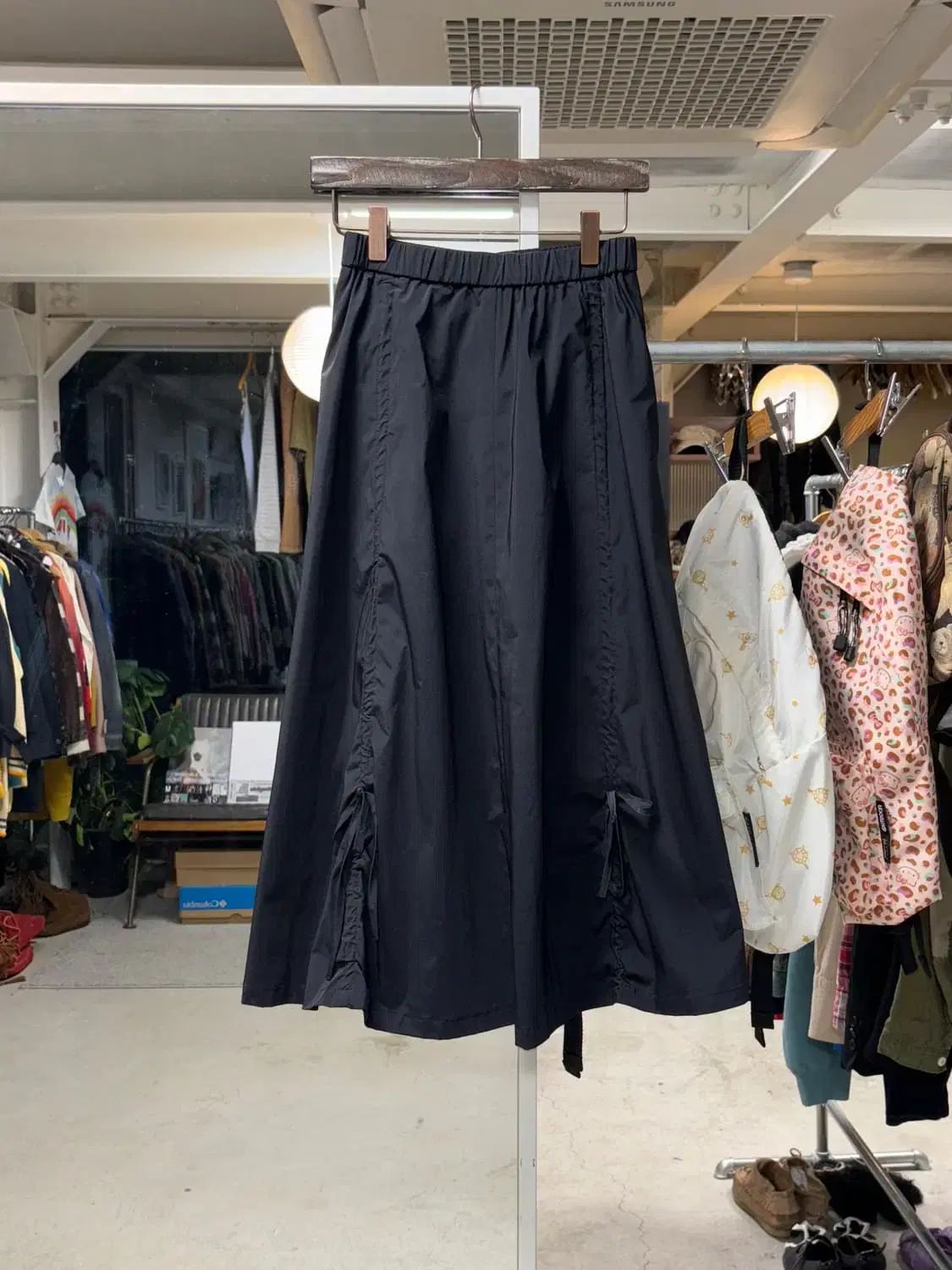 Grand succes シャーリング ナイロン ロング丈スカート