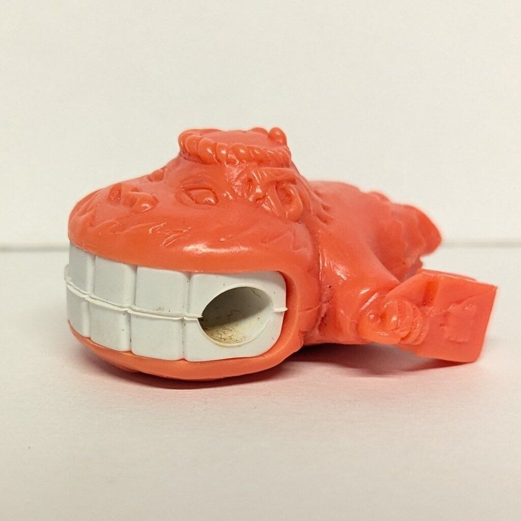 かみつき消しゴム 物乞い