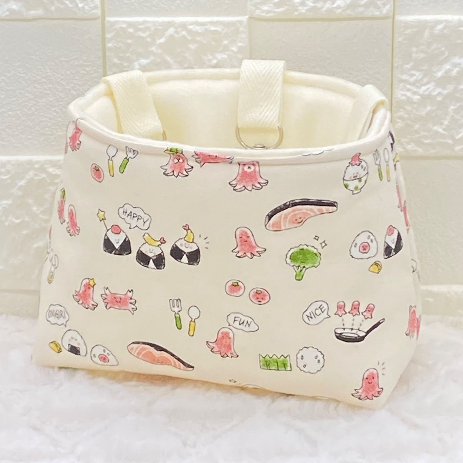 フクロモモンガ　ポーチ　専用ページ フクロモモンガ ポーチ ファミリーサイズ N0028 - メルカリ