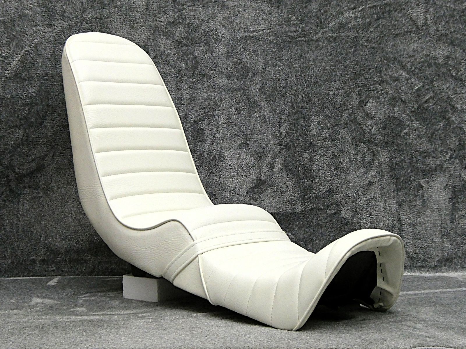 CBR400F 白皮40cm 三段シート /白 完成品WHITEホワイトNC17あんこ抜き