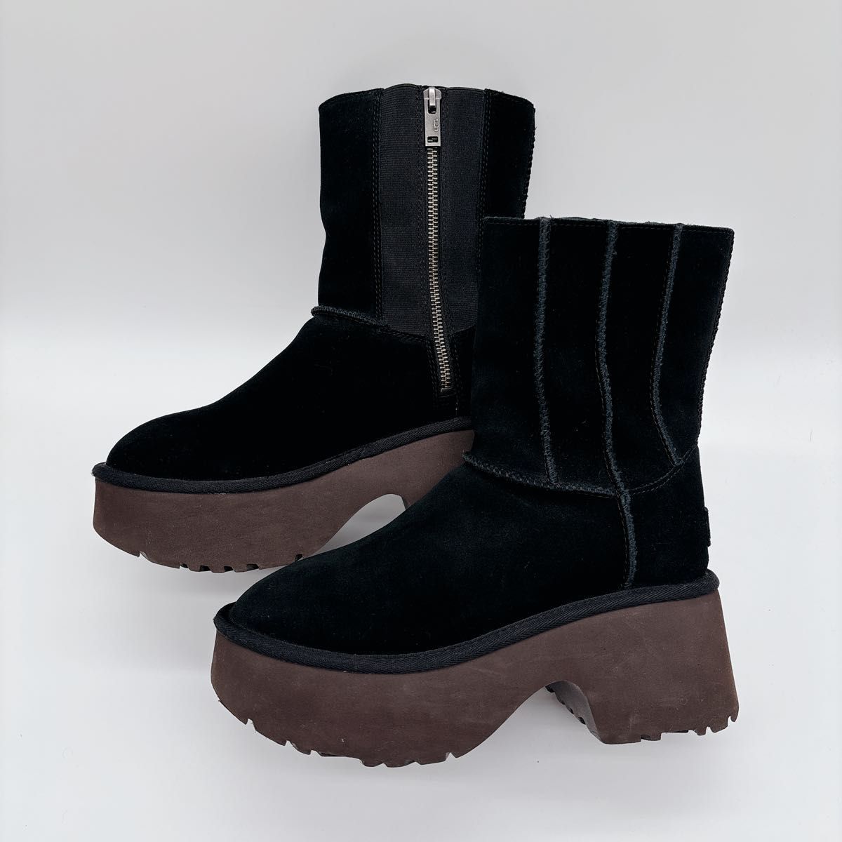 UGG Classic Twin Seam Heights 24