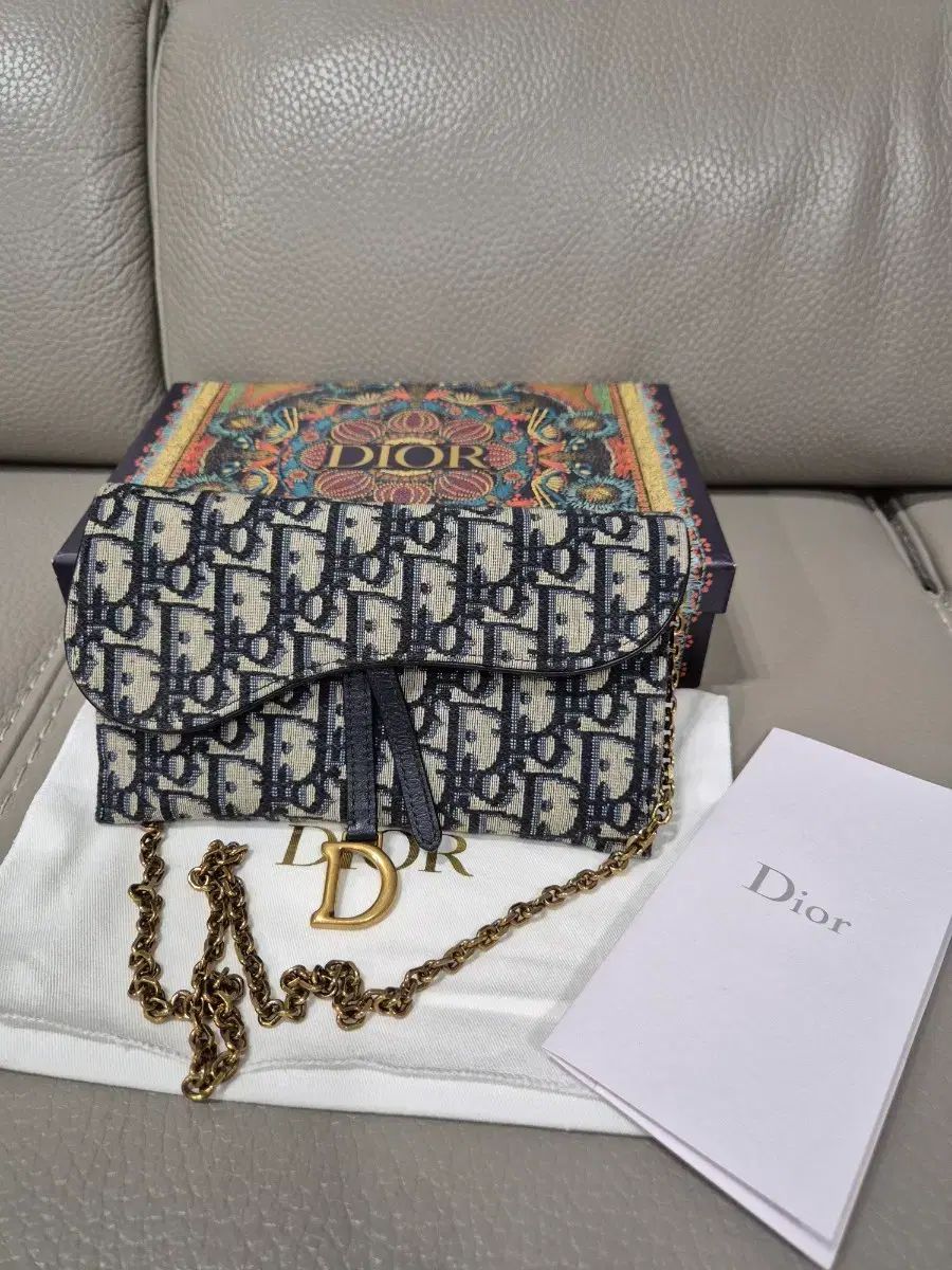 ディオール オブリーク サドル woc チェーンバッグ