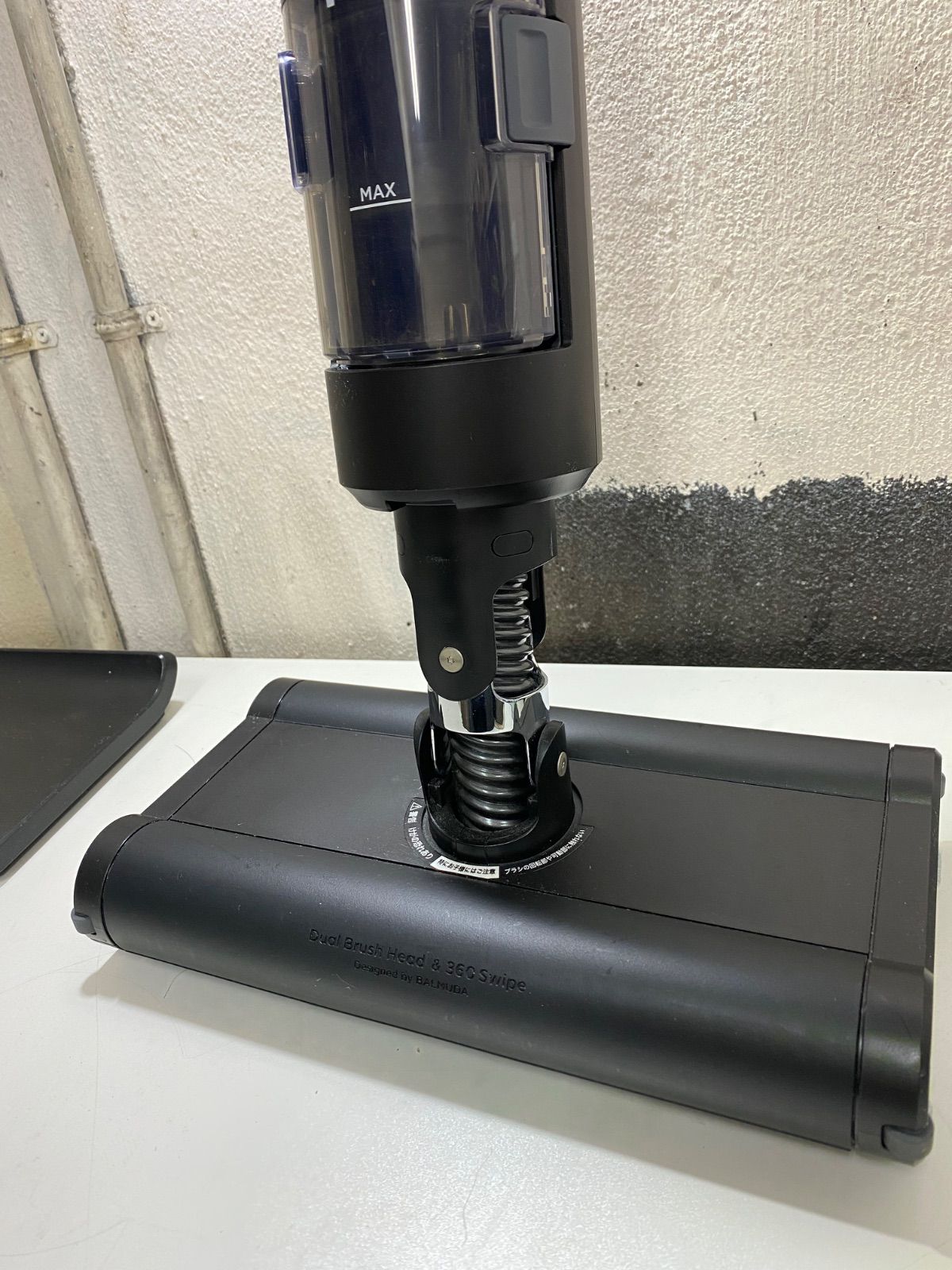 BALMUDA バルミューダ C-E100-BK 掃除機 黒 2020年製 j310 BALMUDA バルミューダ C-E100-BK 掃除機 黒 2020年製 動作確認