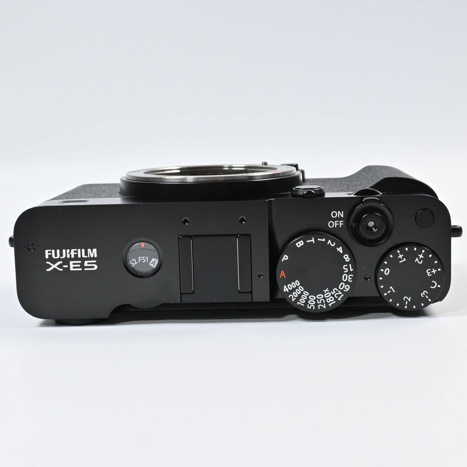 FUJIFILM X-E5 ボディ ブラック ショット数 1810回 難あり - メルカリ