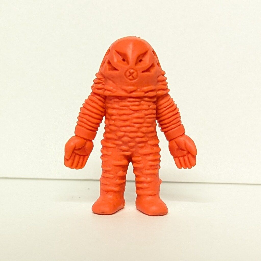 ポピー 怪獣消しゴム 9期 ザラブ星人(大) 赤色 - メルカリ