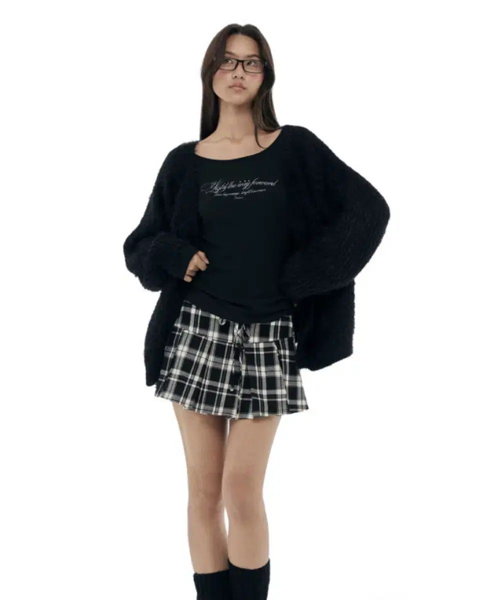 クリシアー シュガープラム ヘアリー カーディガン ブラック